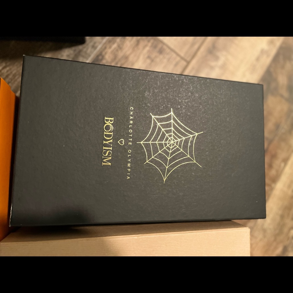 Luxury Designer Shoe Boxes and Dust Bags! Authentic from my personal closet. - Picture 5 of 6